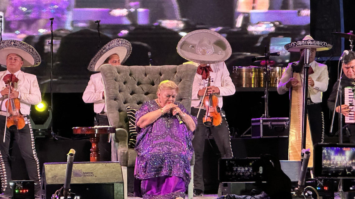 Se presenta con gran éxito Paquita la del Barrio en Reynosa