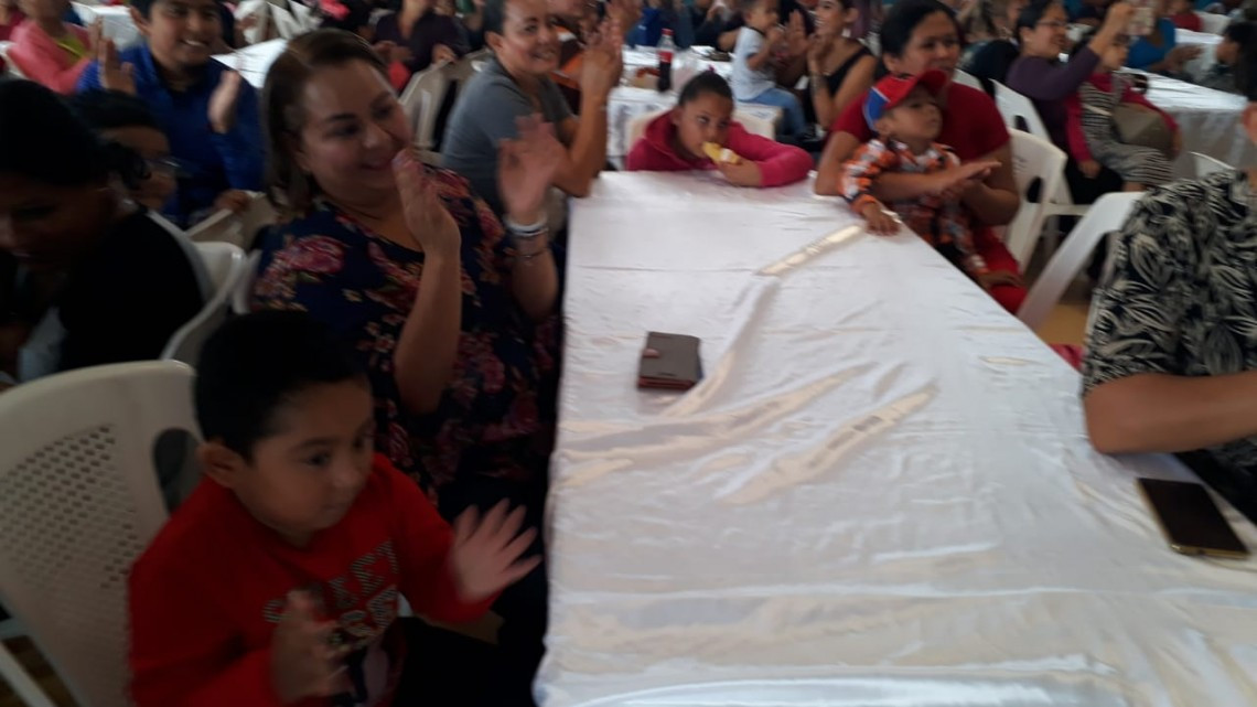 Celebran posada navideña integrantes del CRI Altamira