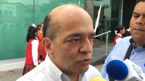 Con pláticas Educación busca atacar alcoholismo, drogadicción y violencia familiar