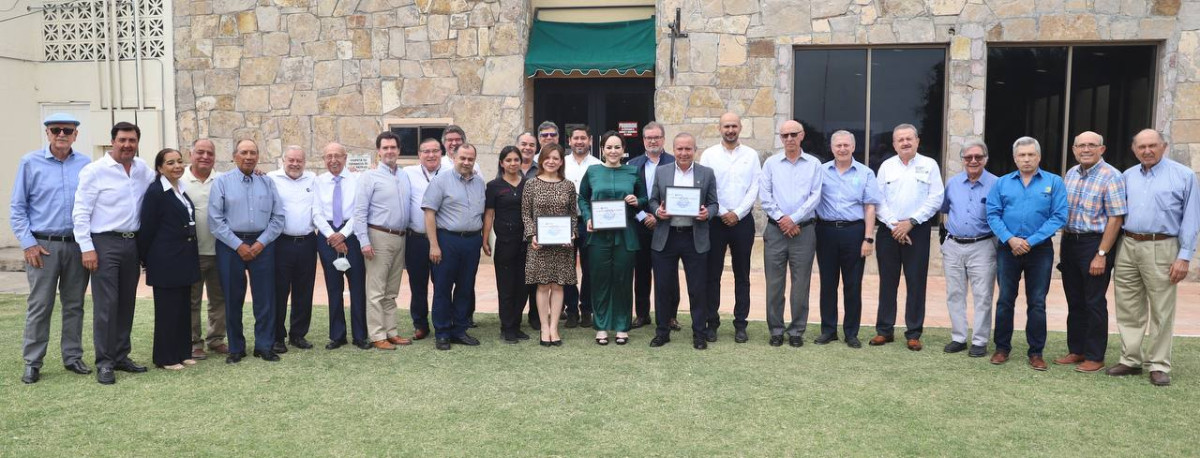 Se reúne Club Rotario con alcaldesa de Nuevo Laredo 