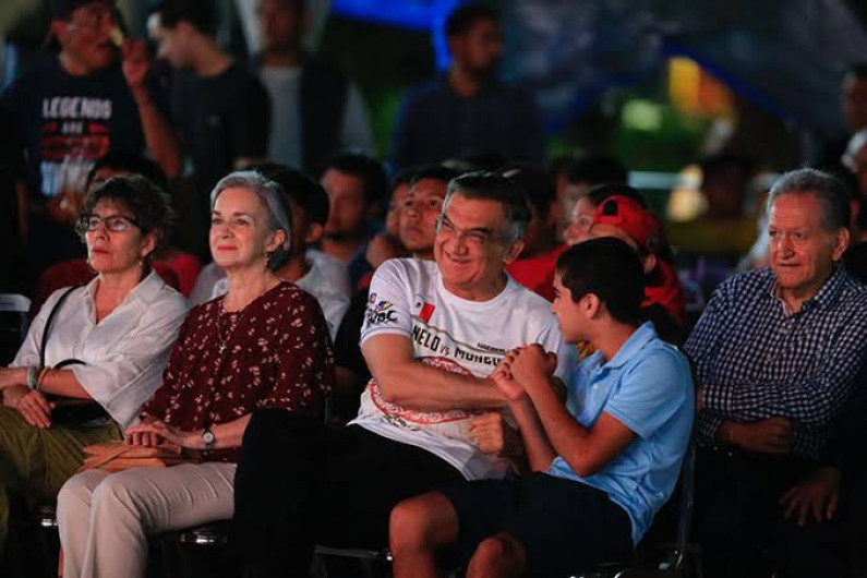 Saúl "Canelo" Álvarez conquista el cinturón Tamaulipas WBC