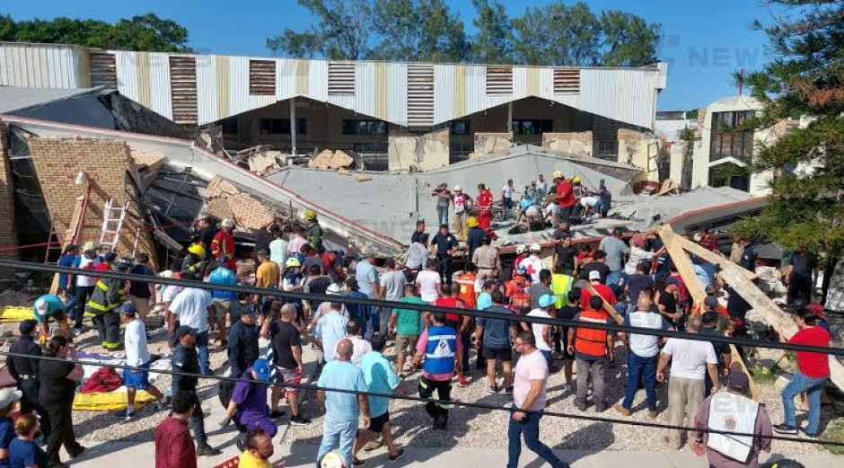 Suman 9 muertos tras caída de techo en iglesia de Ciudad Madero