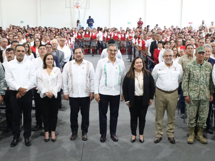 Gimnasio de la Normal de Educadoras; respuesta de la voluntad de un gobierno que escucha, resuelve y cumple