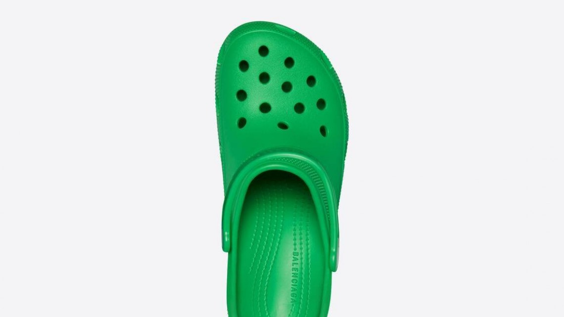 Balenciaga presenta los ¿Crocs con tacón?