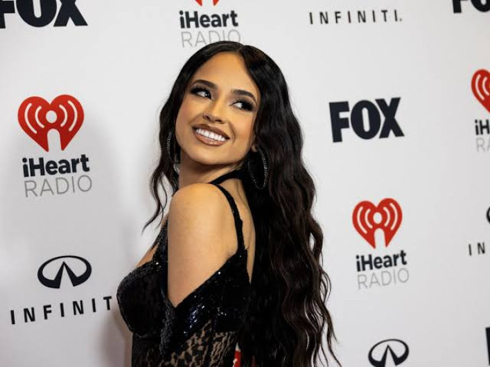 Becky G podría protagonizar "La Reina del Flow" USA