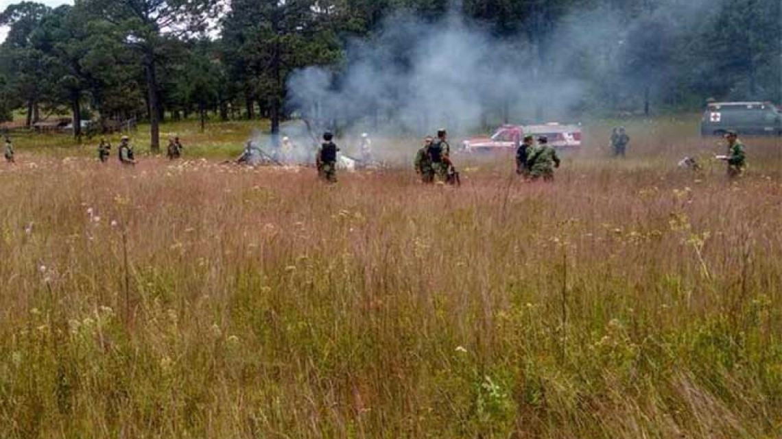 Se desploma helicóptero de la Sedena en Durango