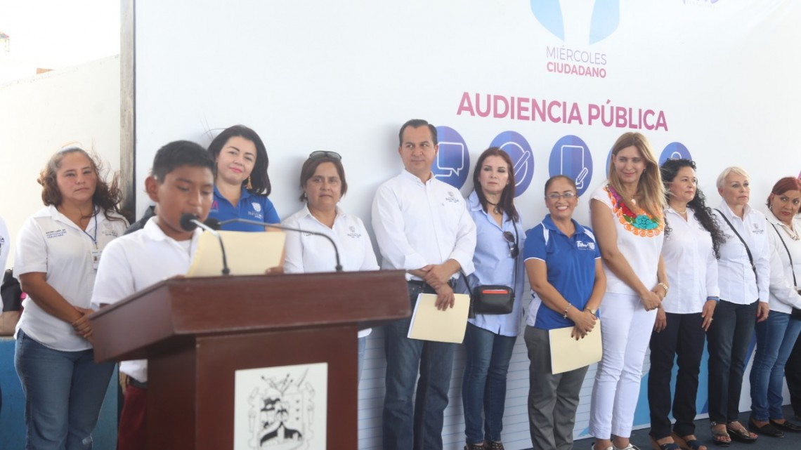 Ayuntamiento lleva apoyo a Hacienda Las Bugambilias