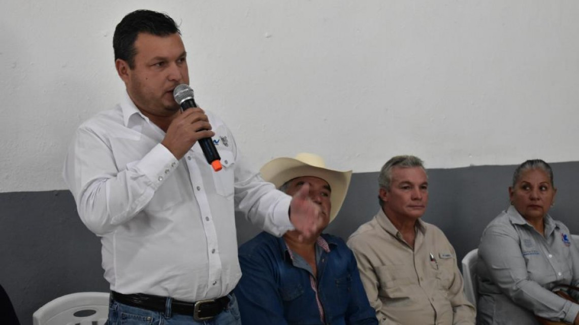 Apoya Gobierno en el control y prevención de la diseminación de la mosca  de la fruta