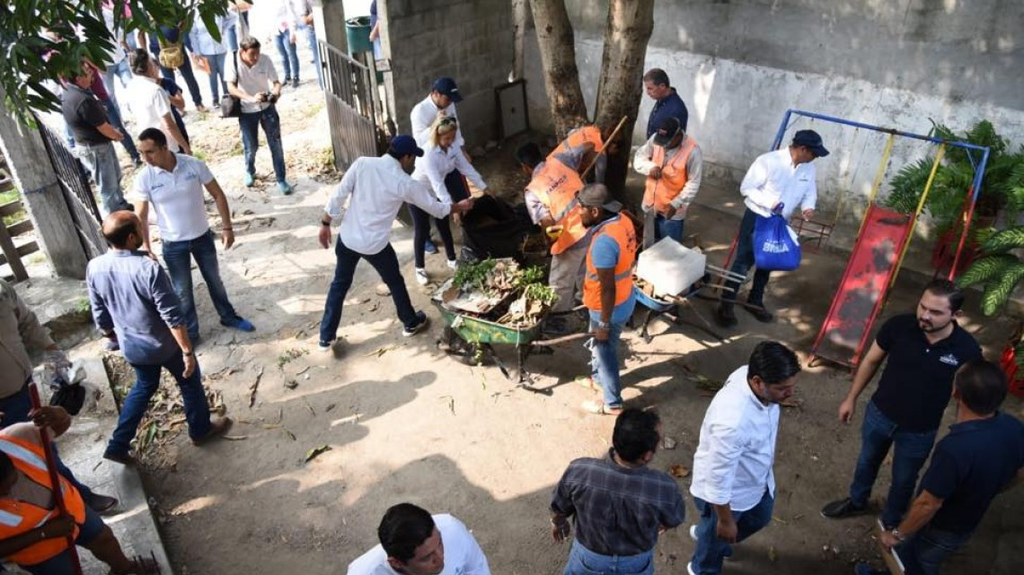 Realizan jornada de limpieza en colonia Arenal