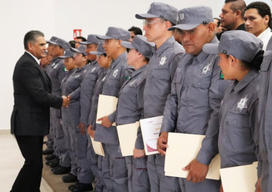  Recibe USJT a 19 nuevos custodios penitenciarios