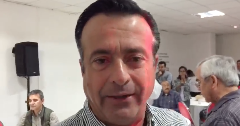 Evaluará Ernesto Robinson si compite por candidatura a Alcaldía