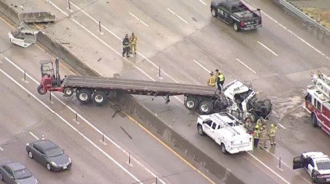 Accidente automovilístico en Dallas deja un muerto