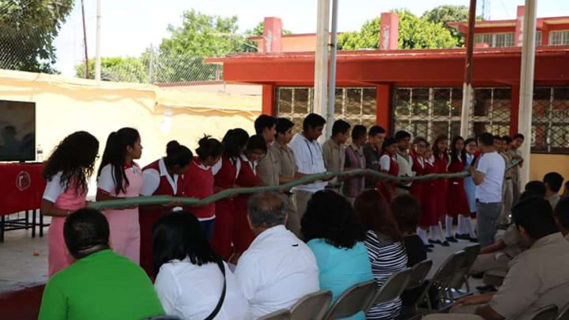 Continúan festejos del "Día del estudiante"