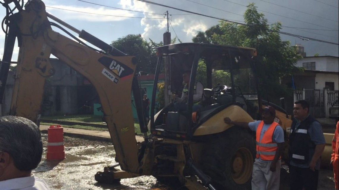 Buscan acabar con problema de escurrimientos de aguas residuales