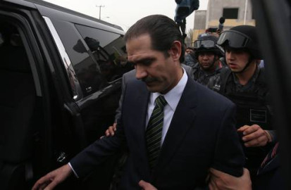 Juez absuelve a Padrés del delito de lavado de dinero y fraude