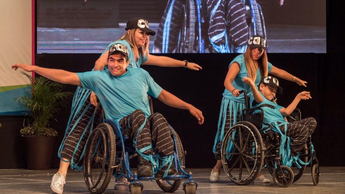 Con la participación de personas con discapacidad se realiza “Talento DIF” 