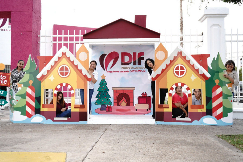 DIF invita a las familias a crear recuerdos navideños inolvidables en cabina de fotos