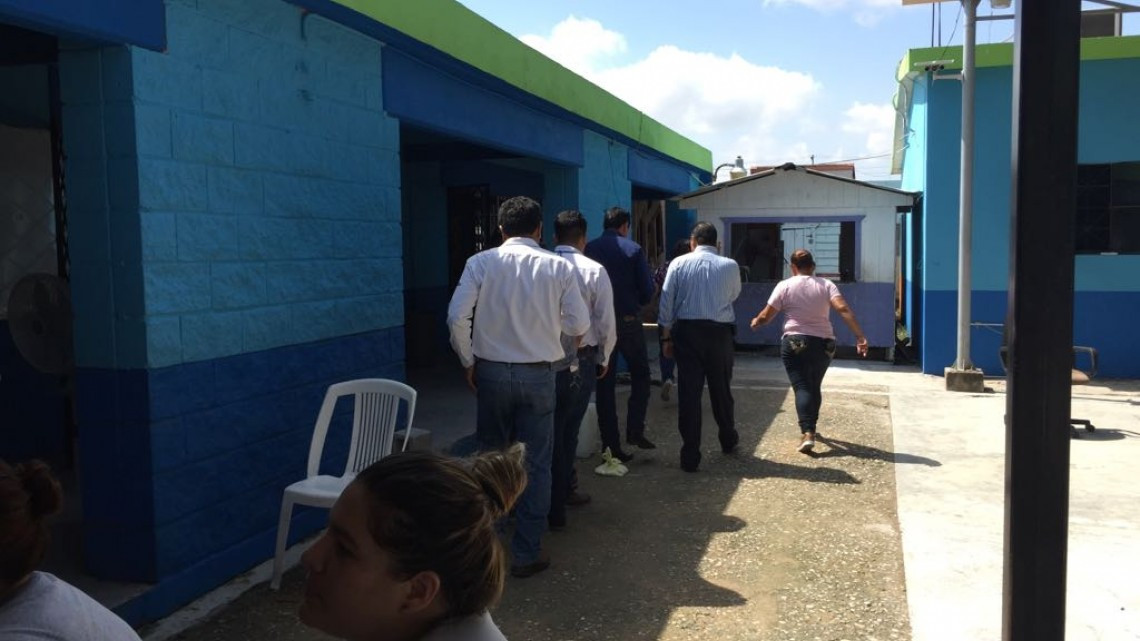 Primaria inundada, retomara clases este martes