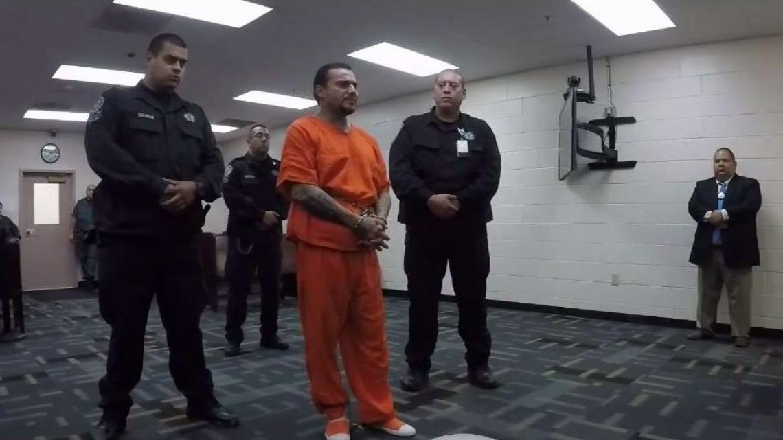 Juez niega reducir fianza a acusado de matar a su padre