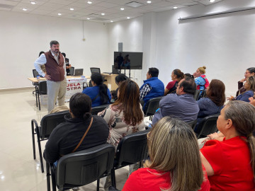 Reciben apoyo de la Escuela es Nuestra