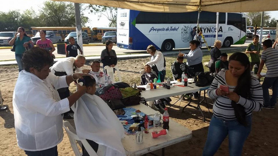 Asiste Ayuntamiento a posada y audiencia pública