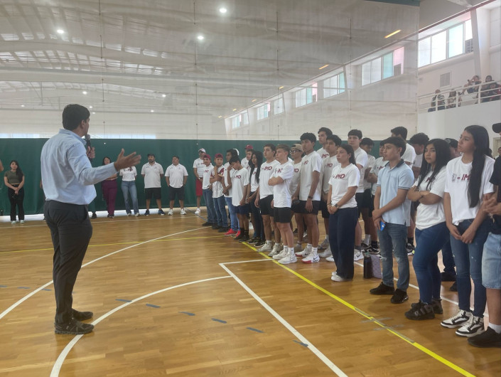 Alcalde se reúne con atletas de Reynosa rumbo a la Olimpiada Nacional CONADE 2025