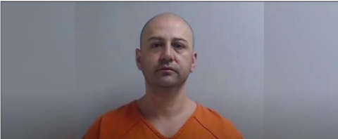 Hombre acusado de secuestro pide reducción de fianza 