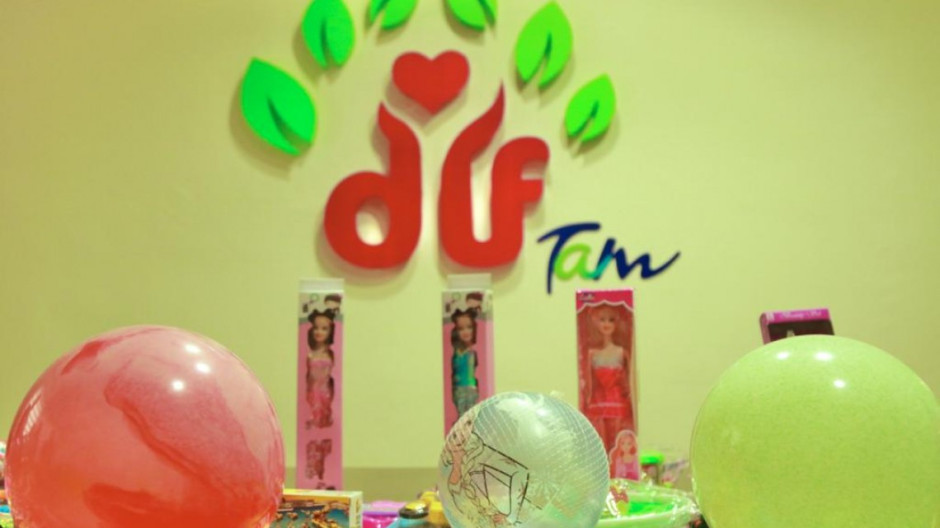 Dona BANORTE juguetes a Sistema DIF Altamira