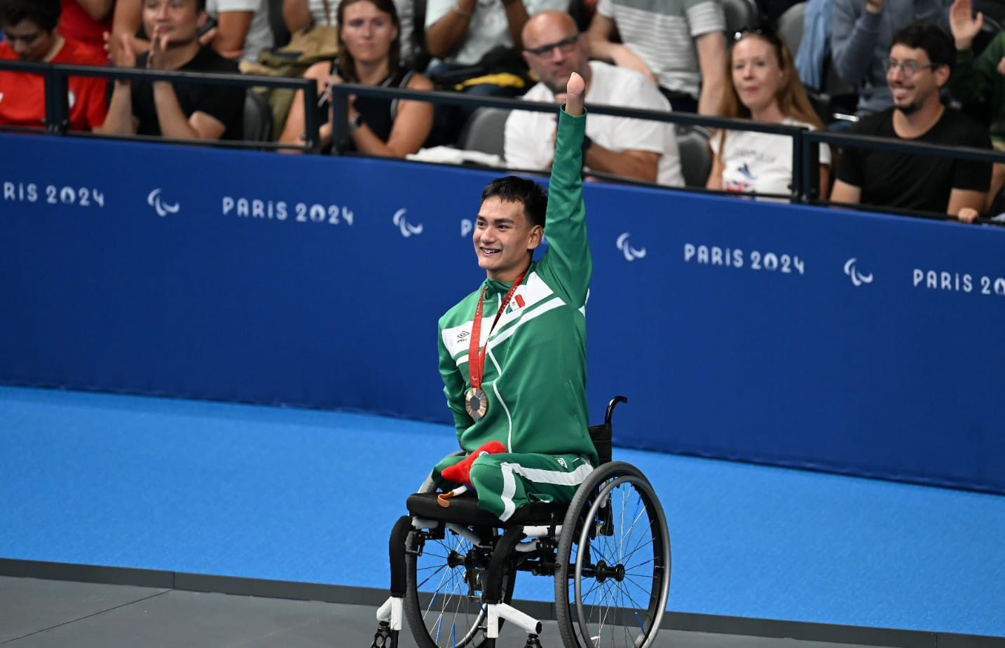¡MEXICANO DE BRONCE! Ángel Camacho se sube al podio en los 100m libres