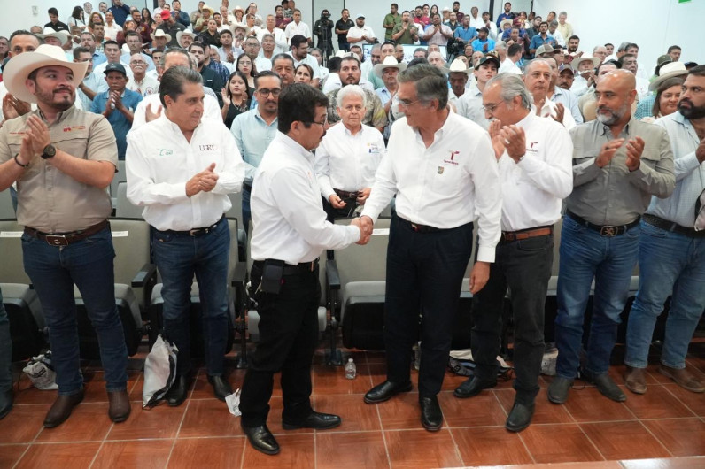 Se suma la UAT a esfuerzos para el control y prevención del gusano barrenador   