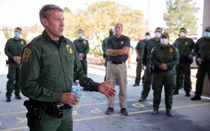 Patrulla Fronteriza contrata civiles para apoyar con situación migratoria