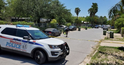 Policía de Weslaco encuentra a un hombre muerto dentro de un automóvil 