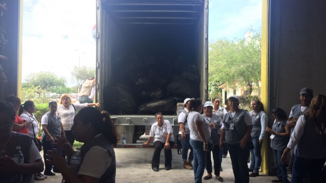 Envían matamorenses 25 toneladas de víveres a Oaxaca y Chiapas