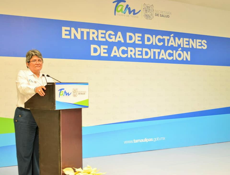 Entregan dictámenes de acreditación a Salud