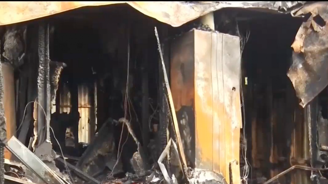 Incendio deja sin hogar a una familia de Los Fresnos