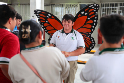 Invita Gobierno Municipal a Instituciones Educativas a solicitar stand 'Monarcas en Vuelo' para promover la conservación de mariposa monarca