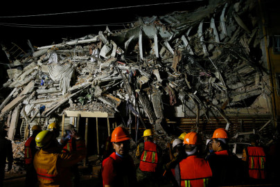 Al menos 217 muertos tras terremoto en México