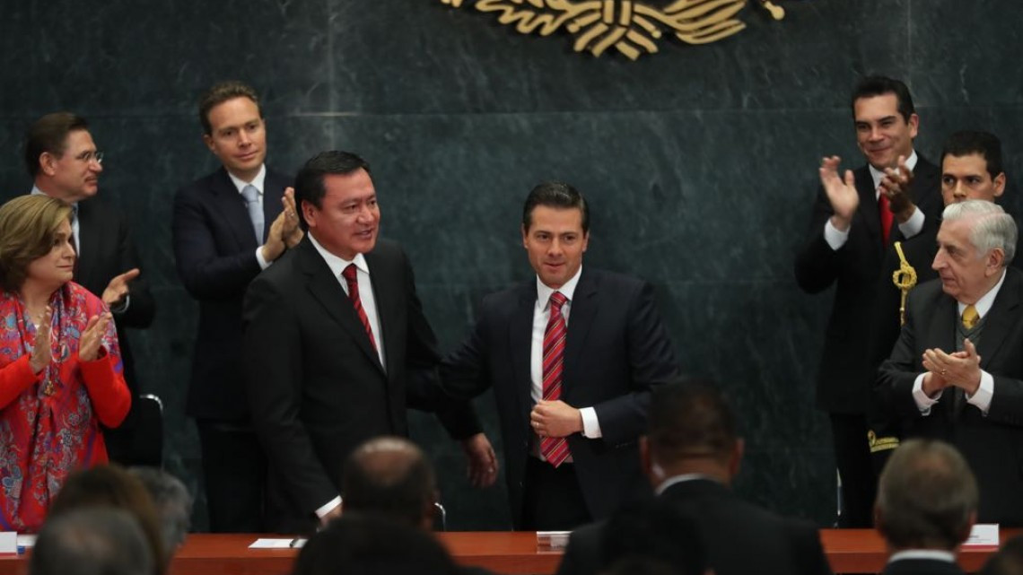 Renuncia Osorio Chong a la Segob