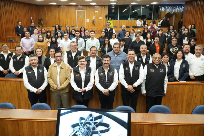 Apoya la UAT educación universitaria de hijos del personal académico