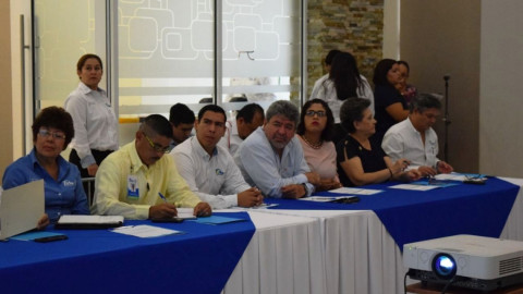 Capacitarán personal ante emergencias de salud