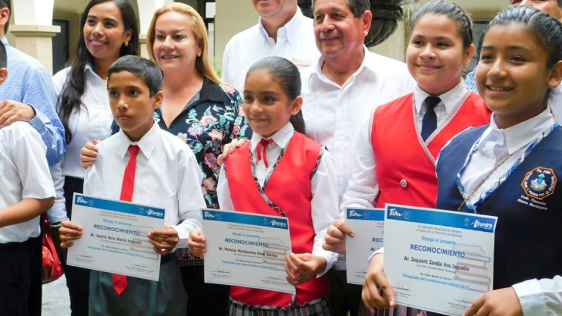 Alcaldesa reconoce talento de alumnos de Altimara