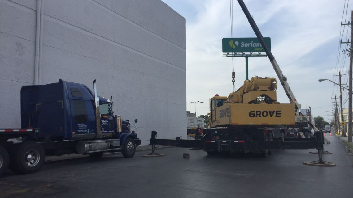 Cierran calle París por instalación de aire acondicionado