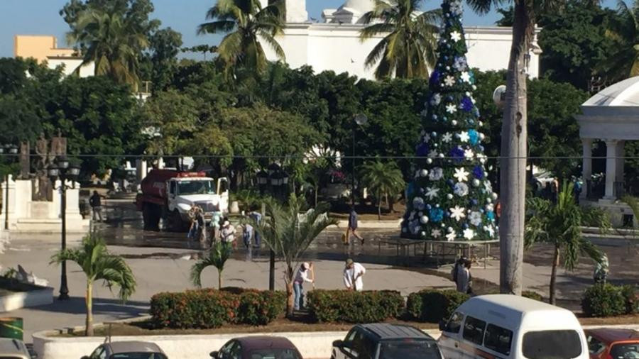 Instalan pista de hielo en centro de Altamira