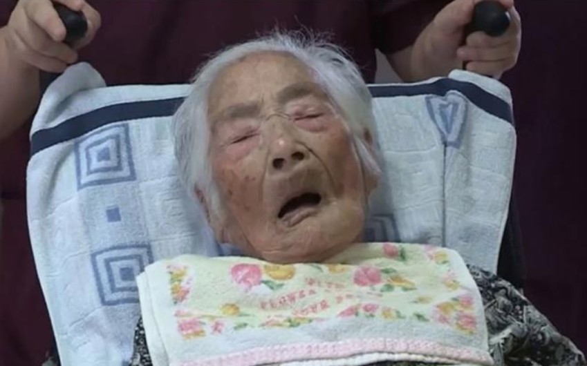 Muere la mujer más longeva de Japón como 117 años