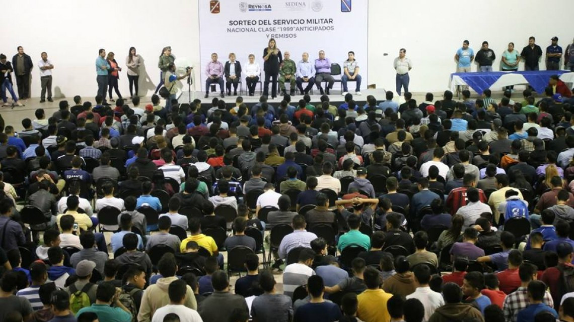 Alcaldesa asiste al Sorteo del Servicio Militar Nacional