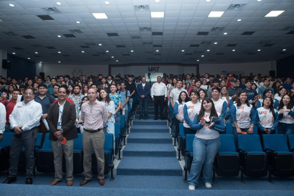 Inaugura Rector ciclo escolar de la UAT y recibe a la nueva generación de estudiantes