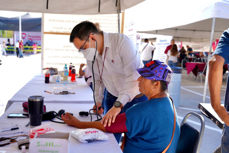 Llega el programa ‘Presidencia Cerquita de Ti’ a Valles de Anáhuac con campaña de vacunación gratuita para mascotas