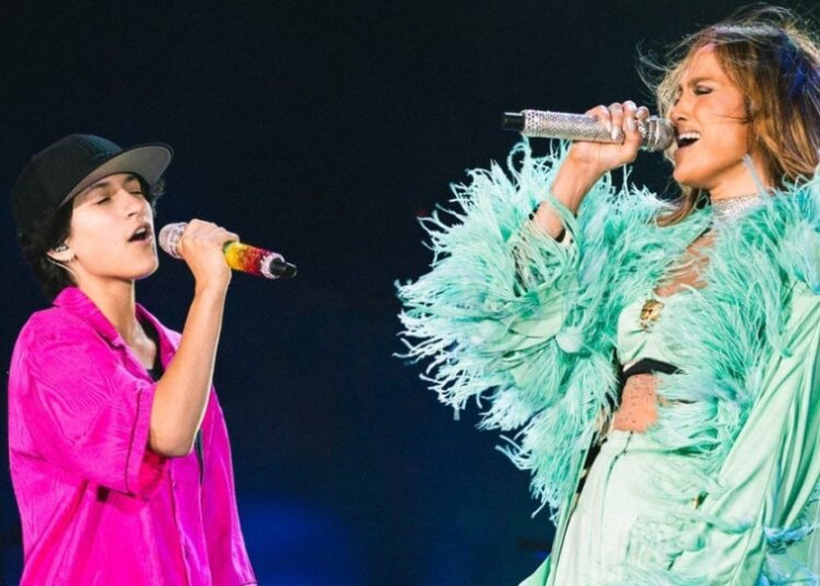 JLo presenta a su hija con el pronombre inclusivo "elle"