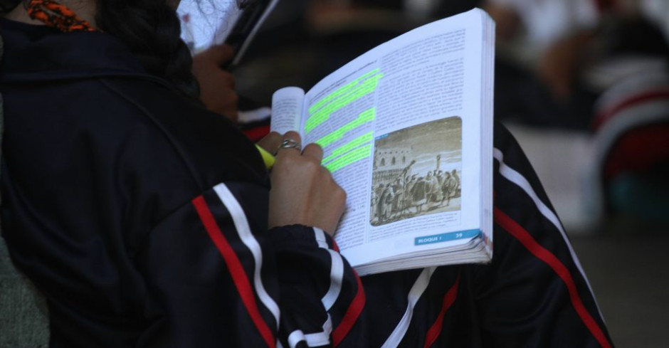 Estudiantes de 3º de secundaria reprueban español y matemáticas 