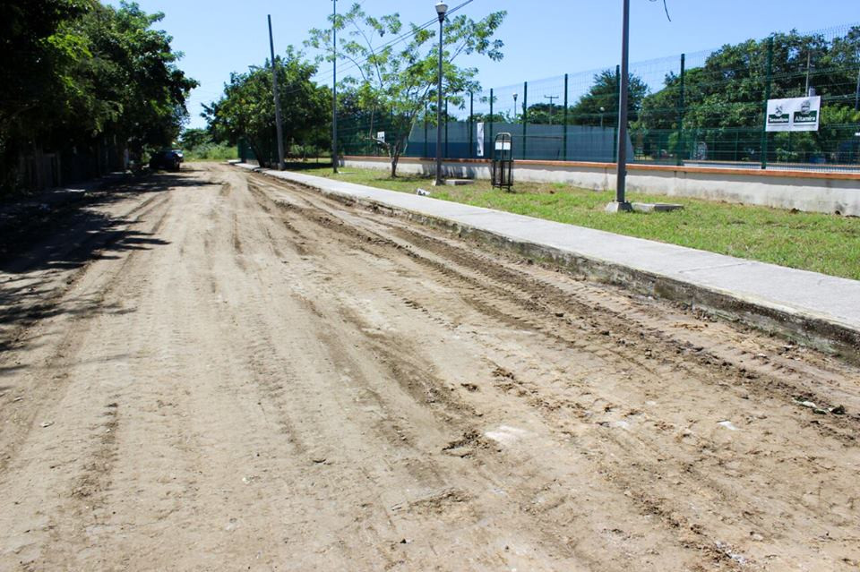Realiza CSPP labores en el Parque Recreativo "Campo sintético"